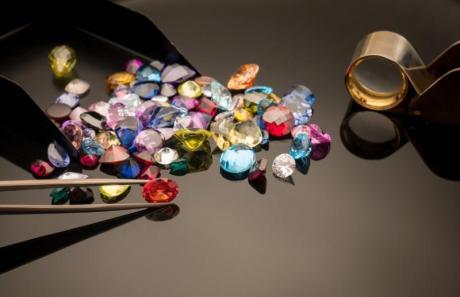 Dubai’s Trusted Gemstone Shop – Visit Clio Jewellery