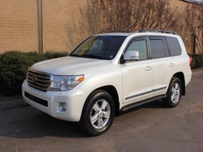 TOYOTA LAND CRUISER FOR SALE EXTRA CLEAN.