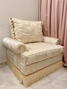 Used sofa 5 months for sale