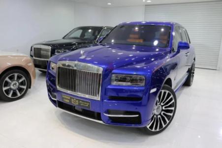 *WARRANTY N SERVICE AVAILABLE* Rolls Royce Cullinan, 2019, 12,000KM, GCC, Original Mansory Wheels