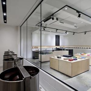 GLASS WALL MAKER IN DUBAI AND SHARJAH 0509191004