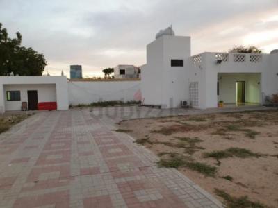 BIG MASTER ROOM ATTACHED BATH DEWA WIFI FREE