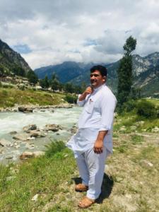 I'm looking driver job I have 9years experience in 5star hotel