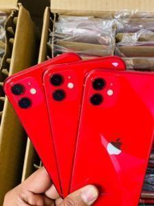 APPLE IPHONE 11 64GB - Dubai