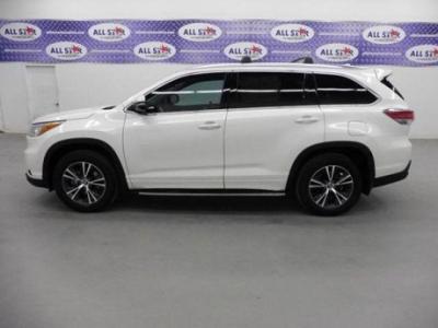 Looking to sell my 2015 Toyota Highlander Hybrid