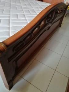 KING SIZE BED WITH MATRESS FOR SALE