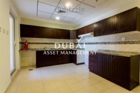 Amazing 3 bed Appt | Pay up to 12 Chqs | No Commission