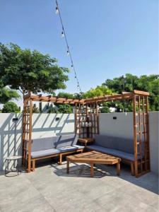 Roman 6-Seater Wooden Sofa Cum Gazebo