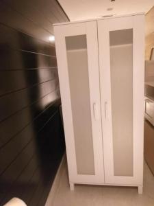 Selling used furniture