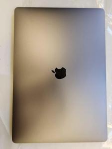 MacBook Pro (A2141)