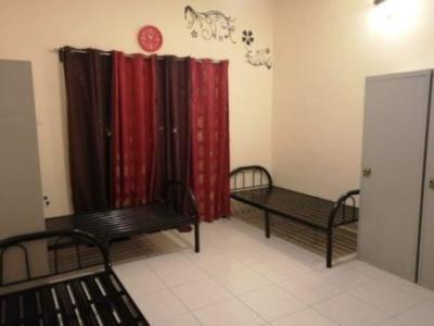 Bed space or Room available for Bachelors in Al Nahda-1, Dubai