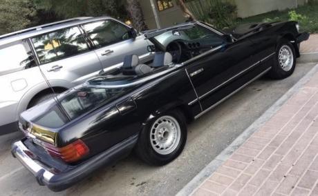 Mercedes Benz SL 560