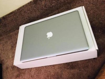 Apple Macbook Pro Core I7 New Condition Free Delivery All Uae