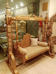 0506221235 DUBAI USED FURNITURE BUYER
