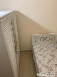 CLOSED PARTITION ROOM WITH SHARING BATHROOM - UAE