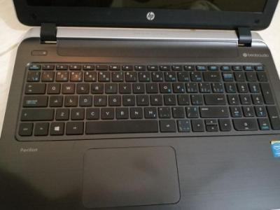 Hp pavilion 15 Intel corei5 4gbram 320gb harddisk import from USA 15inch crsytal HD display