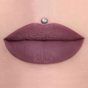 Get the Perfect Lipstick in Dubai!