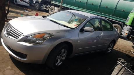 Nissan Altima for sale Contact # 0581004095