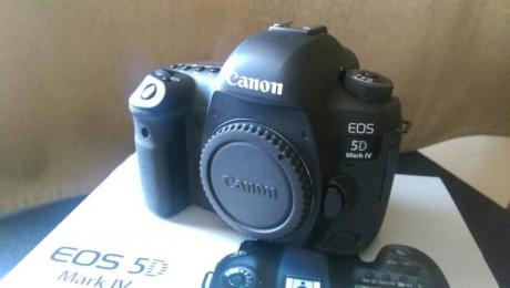 Canon EOS 5D Mark IV Full Frame Digital SLR Camera Body -------2500usd