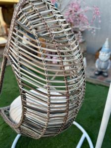 Tahiti 1 seater garden swing