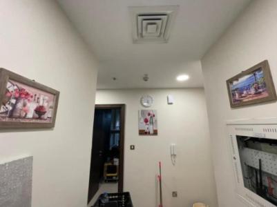 Just in @1000 Couples Partitions Available in Bur Dubai, C/Ac, With Privacy inclusive All