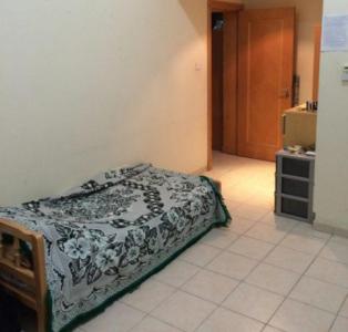 ARABIC MALE Bed space