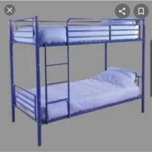 I am selling bunker bed