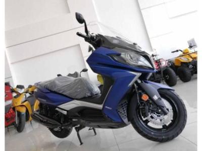 KYMCO DOWNTOWN 350 Nad Al Hammar.