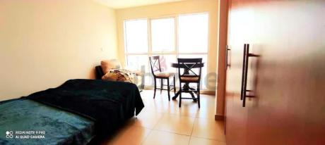 MASTER BEDROOM FOR RENT IN A BEAUTIFUL FLAT :COUPLE OR BACHELORS