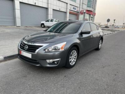 2014 Nissan Altima 2014 - Lady Owner - Low Milage - Cruise Control altima