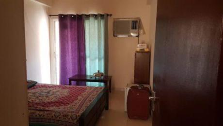 Semi Furnished Room available for Single Executive or Executive Couple