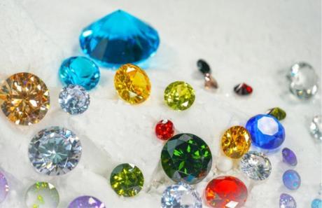 Buy from Trusted Gemstone Dealers in Dubai – Clio Jewellery