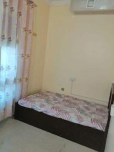 Couples Partitions Inclusive All in @1000 C/Ac, Privacy, in Bur Dubai