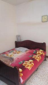 FULL FURNISHED FLAT OR EXECUTIVE BEDSPACE AVAILABLE IN ABUSHAGARA.SHARJAH.