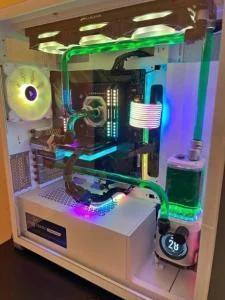 Gaming PC Intel Core i9-9980XE, RTX 5080, 128GB RAM, 2TB SSD - White