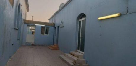 RENT ..AED 52000/=……3 BED ROOMS NICE PART OF VILLA FOR RENT…NEAR MIZHER MALL AND ASWAAQ…MIZHAR AREA…
