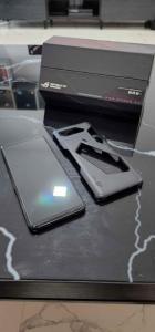 Asus ROG 5s pro Excellent Condition 18/512gb Global Version -