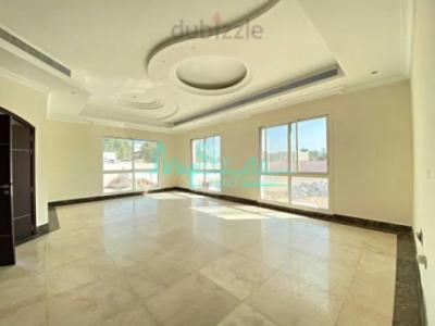 Renovated 5 Bed|Private Pool| Large Garden