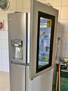 LG 638 Liter Side-by-Side Fridge