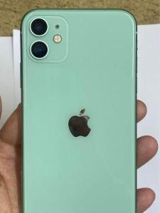 iPhone 11 -