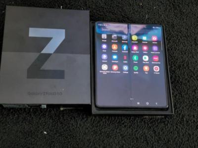 F/S: Apple iPhone 13 Pro Max / Samsung Galaxy Z Fold 3 5G