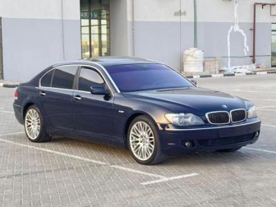 BMW 750 - Dubai
