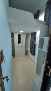 Loft room with window, Salah AlDin MS