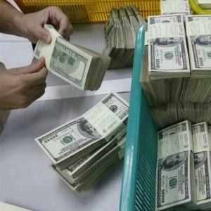 WE GIVE FINANCIAL AIDS