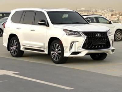 لكزس LX570 سكنشر سبورت 2019 بدون حوادث ولاصبغ وسيرفس وضمان الفطيم AED 359,000