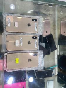 Iphone xs 256gb - Dubai