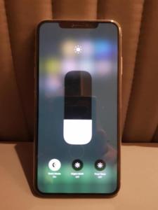IPHONE XS MAX 64GB SILVER - Dubai