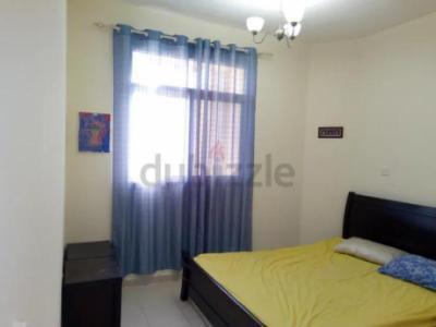 Bed Space and Family room near Bus stop