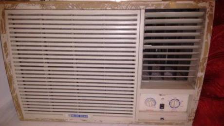 Blue Star Window AC 2T