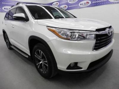Looking to sell my 2015 Toyota Highlander Hybrid